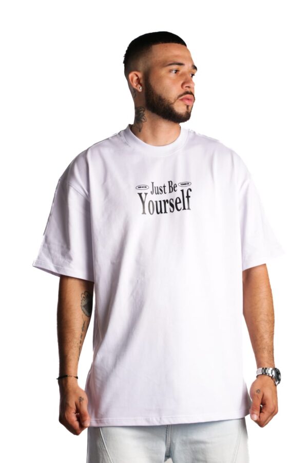 Camiseta Oversize Alto Gramaje Just Be Yourself - Imagen 2