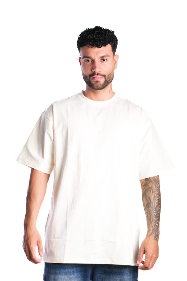 Camiseta Oversize Básica Tela Fría Crema