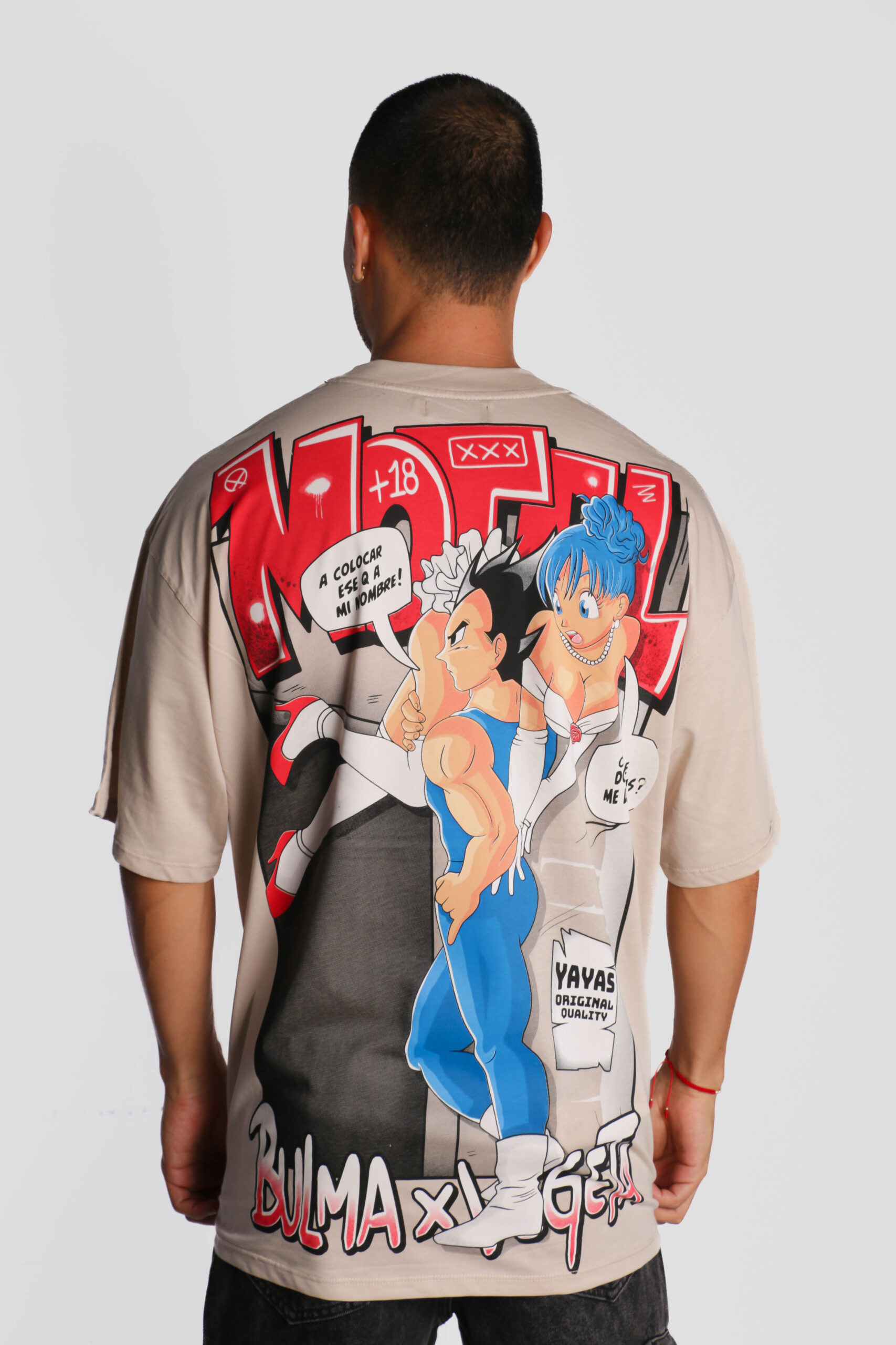 Camiseta Oversize Bulma x Vegeta