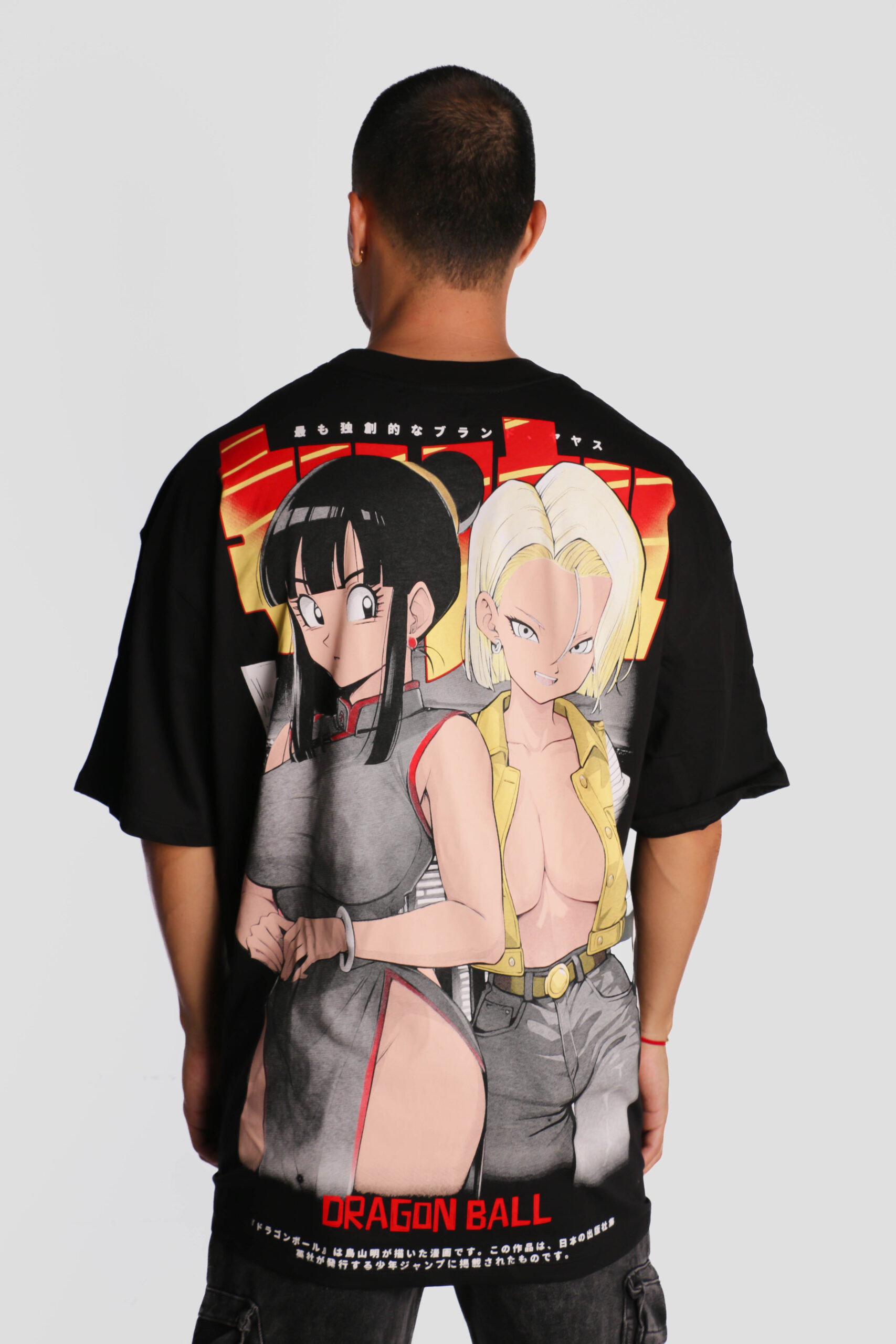 Camiseta Oversize Androide 18 y Milk