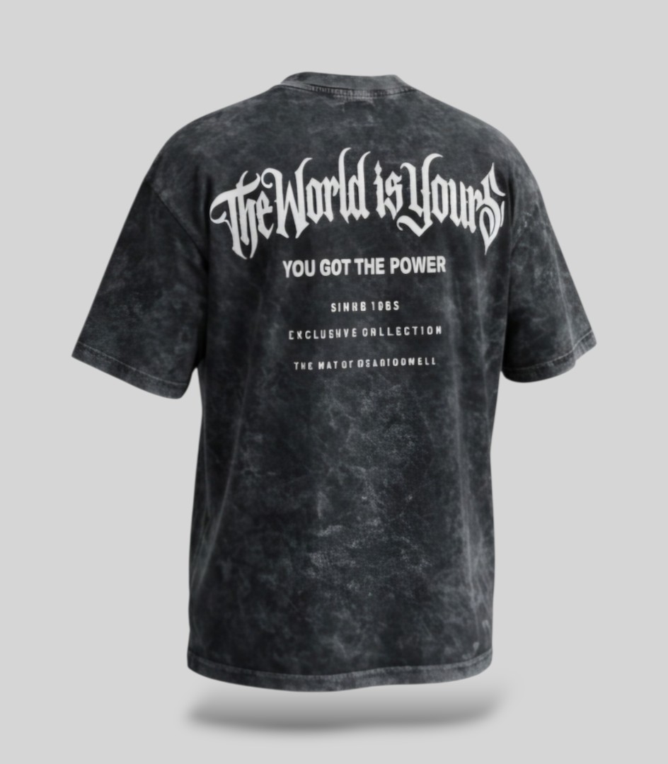 Camiseta Oversize Acidwash The World Is Yours